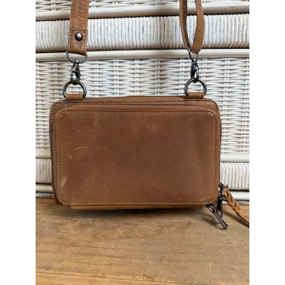 Brown Leather Concealed Carry Crossbody Bag Studded Western CCW Purse Brown - Picture 2 of 10